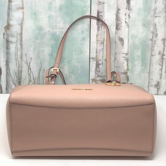 Nwt Michael kors medium tote fawn - Picture 5 of 8
